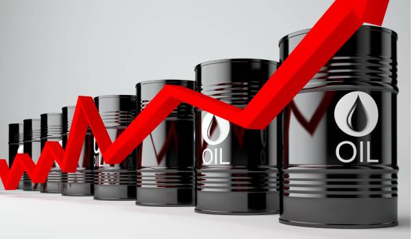 قیمت فرآوردههای نفتی در ایران چه روندی دارد؟